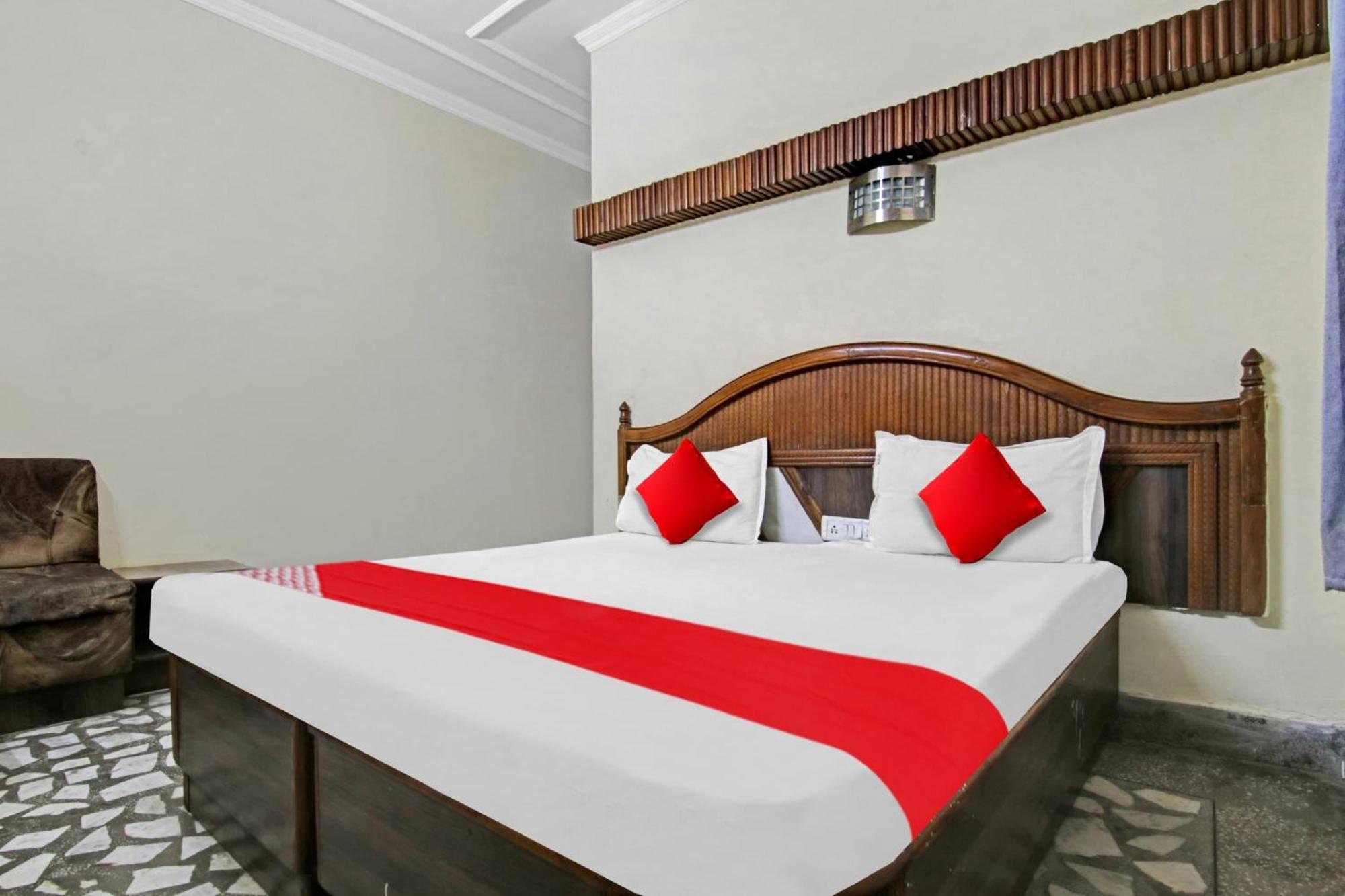 Hotel O Rak International Нью-Дели Экстерьер фото